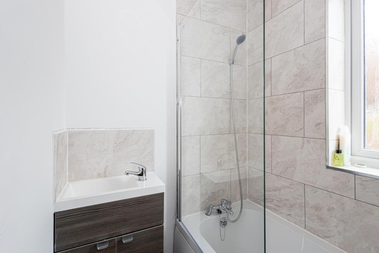 M9 Guest House Manchester Zewnętrze zdjęcie